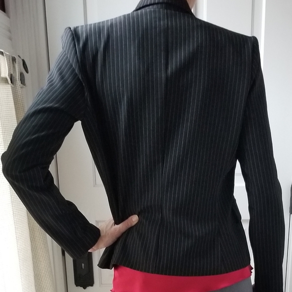 Jacket - Picture 2 of 3